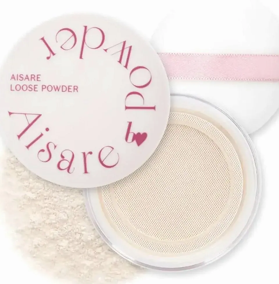 ビー アイドル ラブドルースパウダー モイスチャライジングスキン 8g（ルースパウダーの容器とパフ）